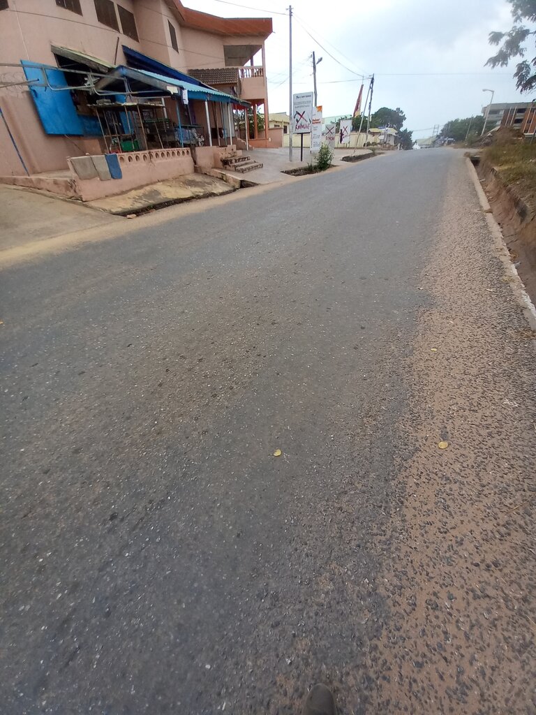Grocery Davis, Accra, photo