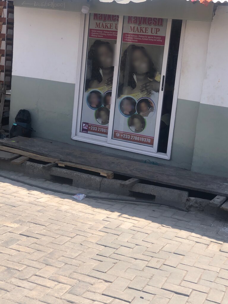 Opticial store Kaykesh Make Up, Accra, photo