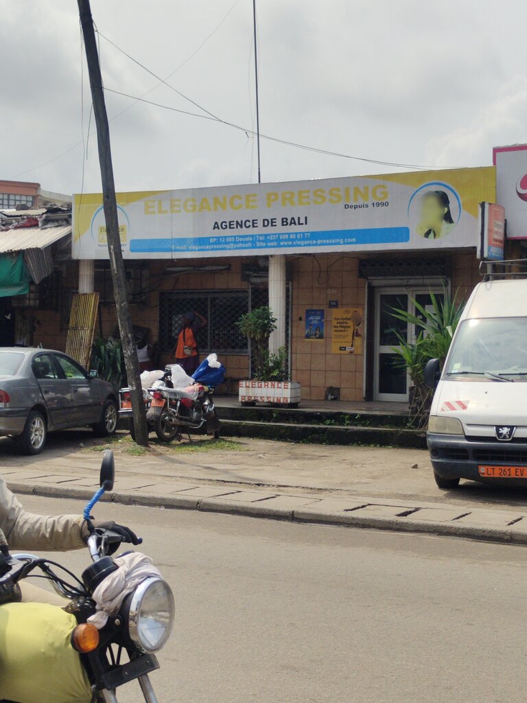 Laundry Élégance Pressing, Douala, photo