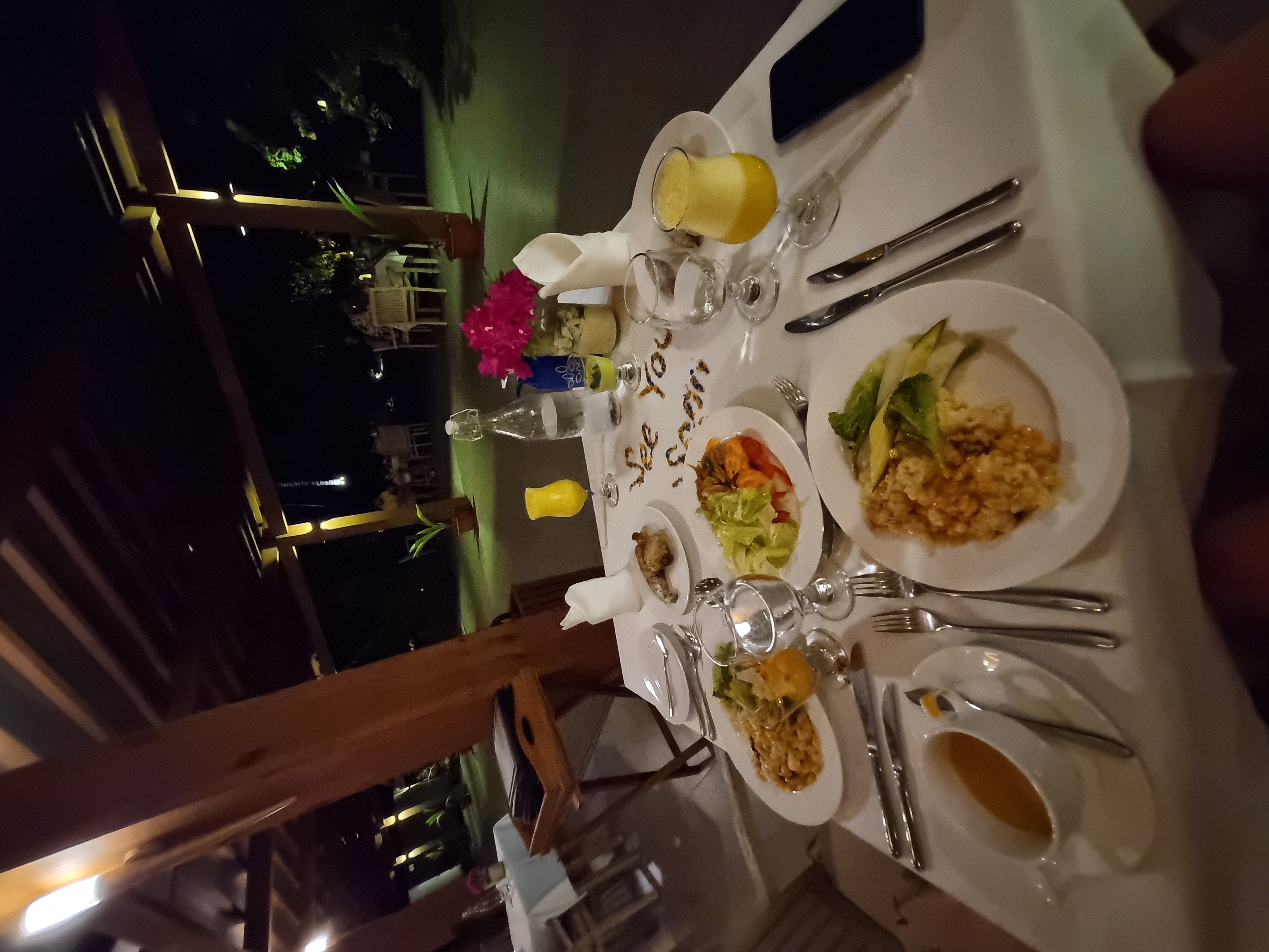 Фото Fiyavalhu Resort Maldives