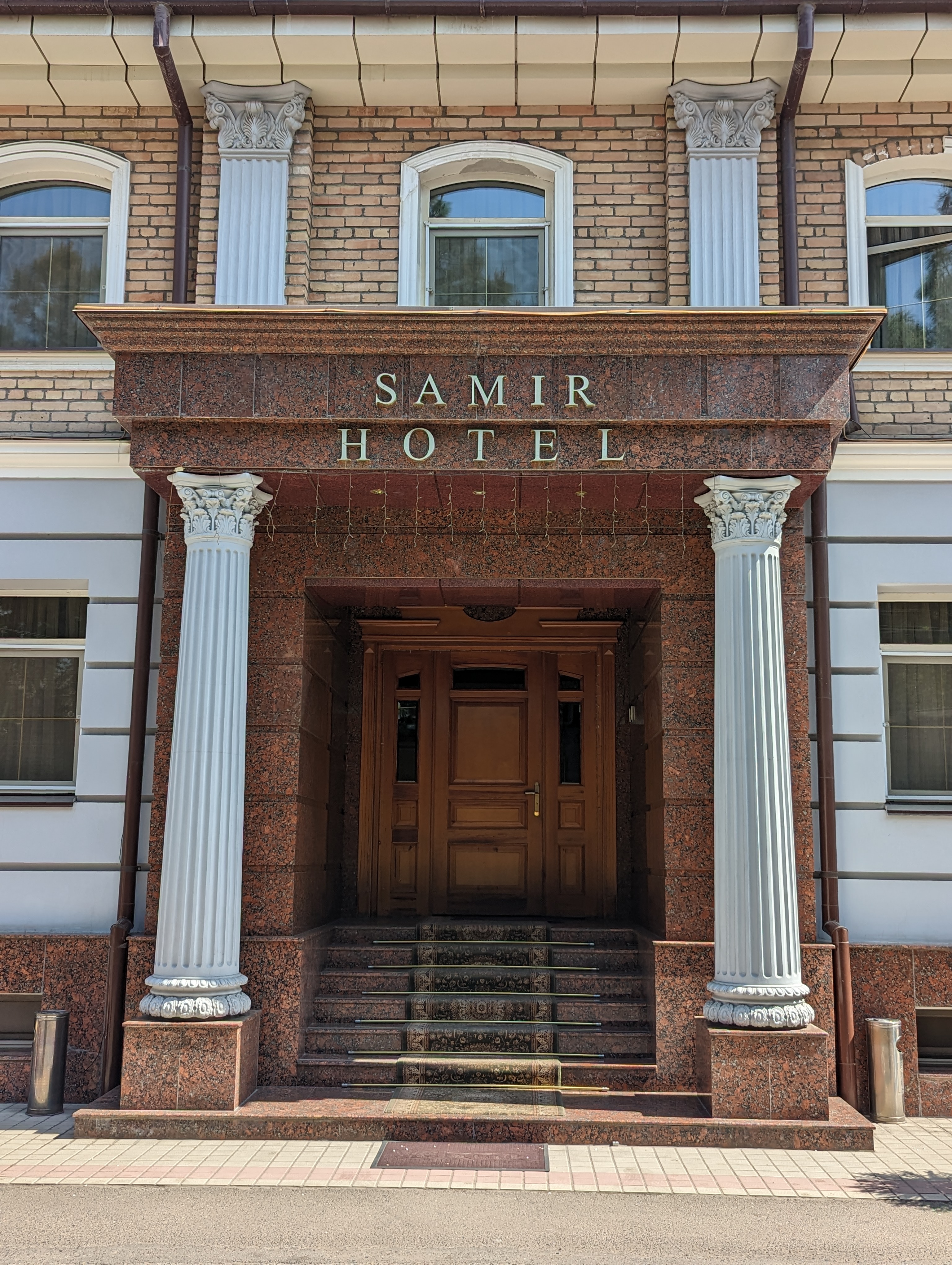 Фото отеля 4