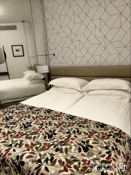 Фото Maxim Hotel