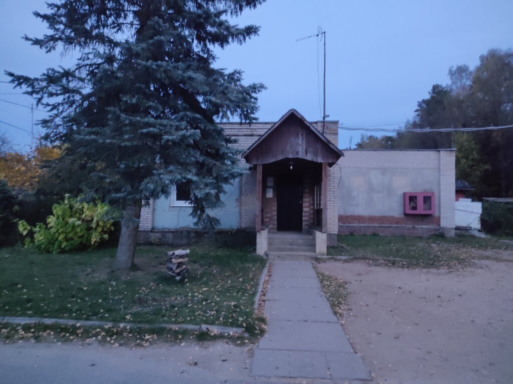 مناطق الأكواخ الصيفية Administration of Dubrava Gardening Partnership ، مقاطعة كالوغا، صورة