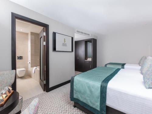 Фото Grand Central Hotel Belfast