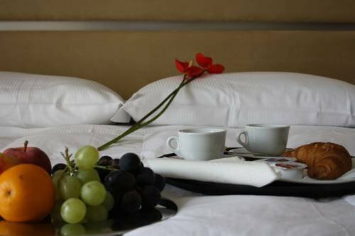 Внешний вид отеля Grand Hotel Parco dei Pini в Таверне, фото 5