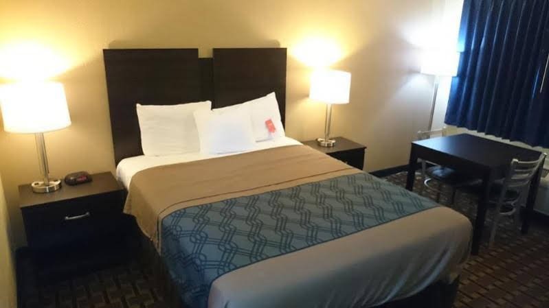 Фото Econo Lodge Sacramento Convention Center