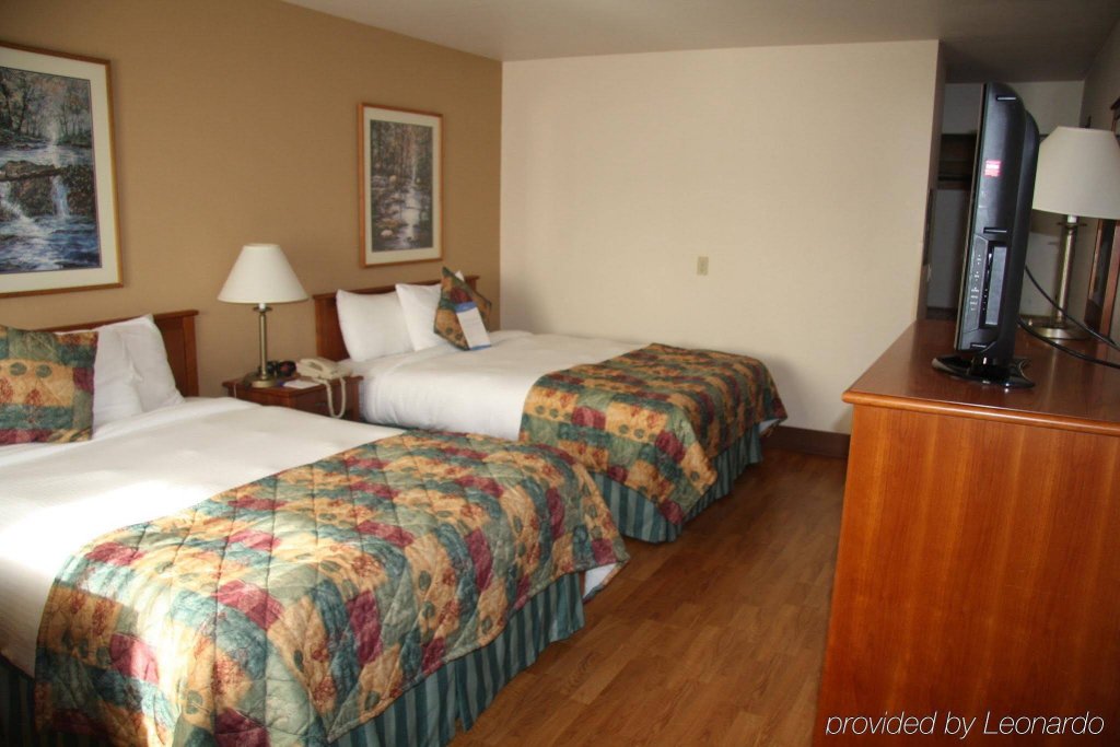 Фото Baymont by Wyndham Seattle/Kirkland Wa