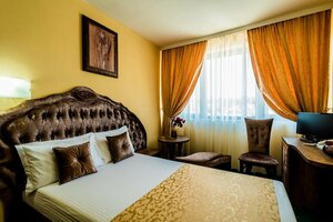 Hotel Rostov (бульвар Царь Борис III, 2), hotel