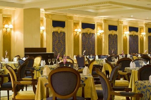 Гостиница Amjad Royal Suites Hotel Jeddah в Джидде