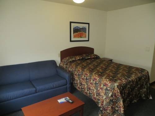 Фото WoodSpring Suites Bentonville