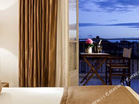 Фото Le Soleia by Inwood Hotels