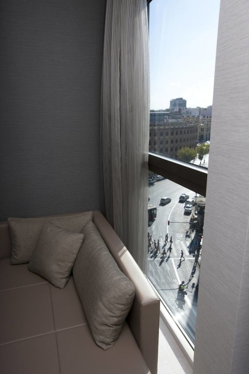 Фото AC Hotel Colon Valencia