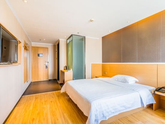 Фото 7 Days Inn Yunfu Luoding Central Branch