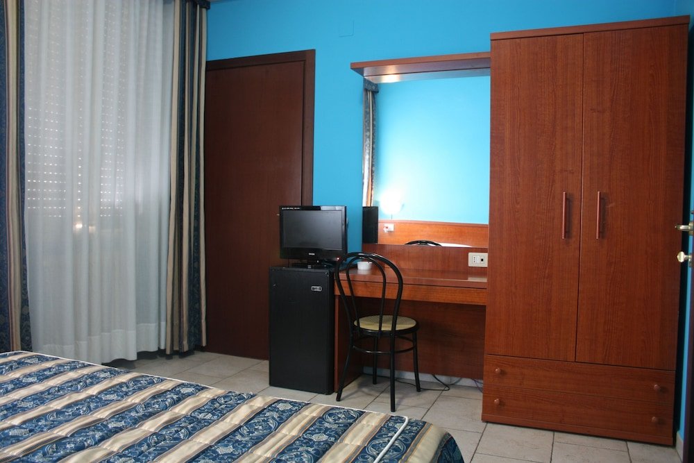 Фото Hotel Alessander