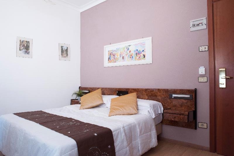 Фото Hotel Capri