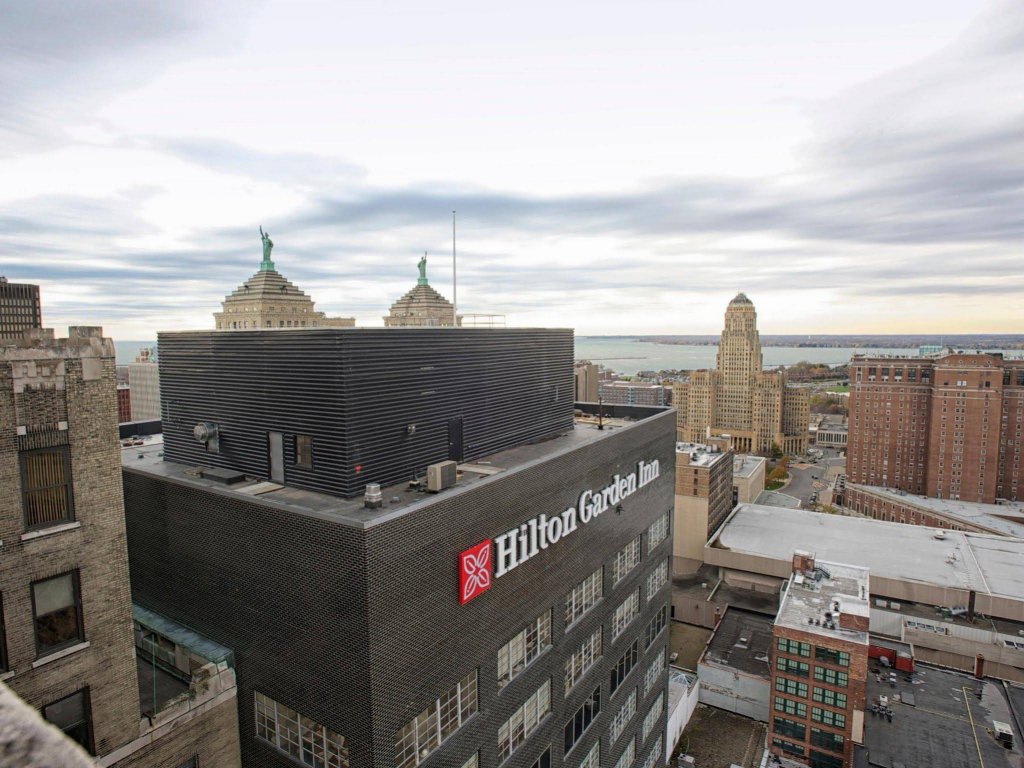 Фото Hilton Garden Inn Buffalo Downtown
