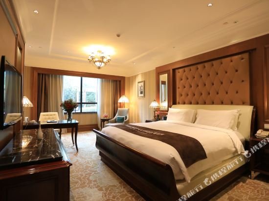 Фото Chongqing Auwi Hotel