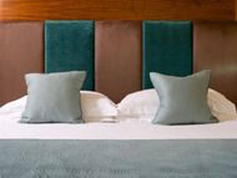 Фото The View Hotel