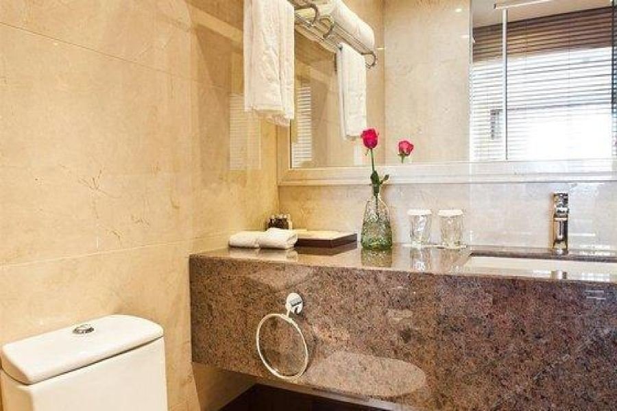 Фото Beijing GuiZhou Hotel