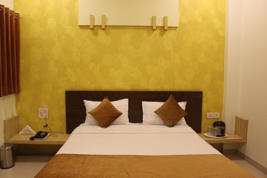 Фото Hotel Cool Palace