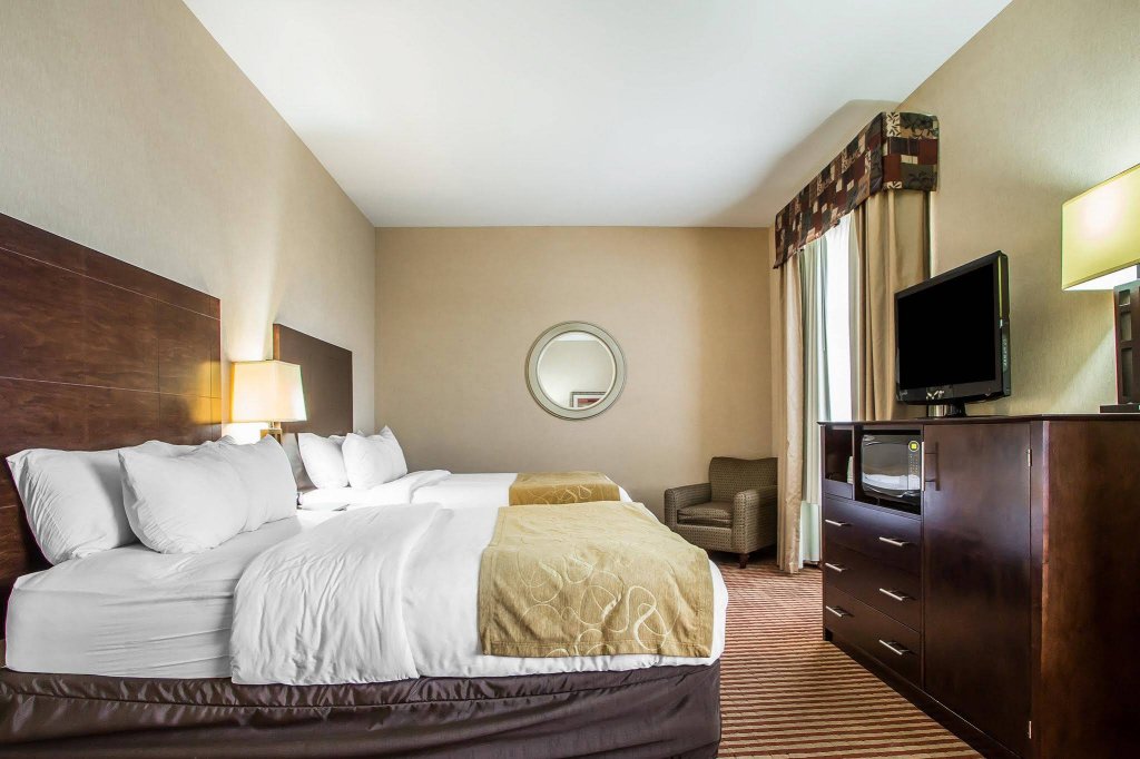 Фото Comfort Suites Troy-I75