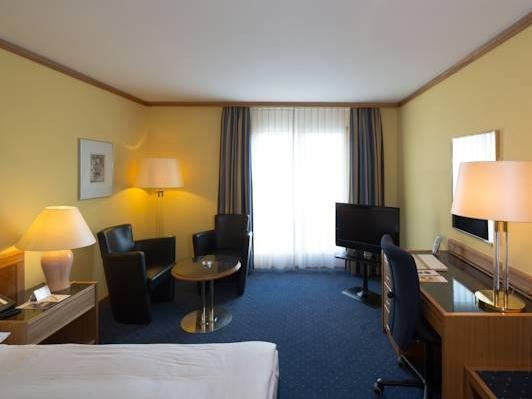 Фото Moevenpick Hotel Zurich Airport
