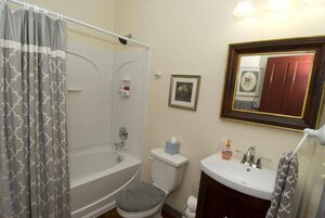 The Tinder Guest House (Pennsylvania, Schuylkill County, Ashland), hotel