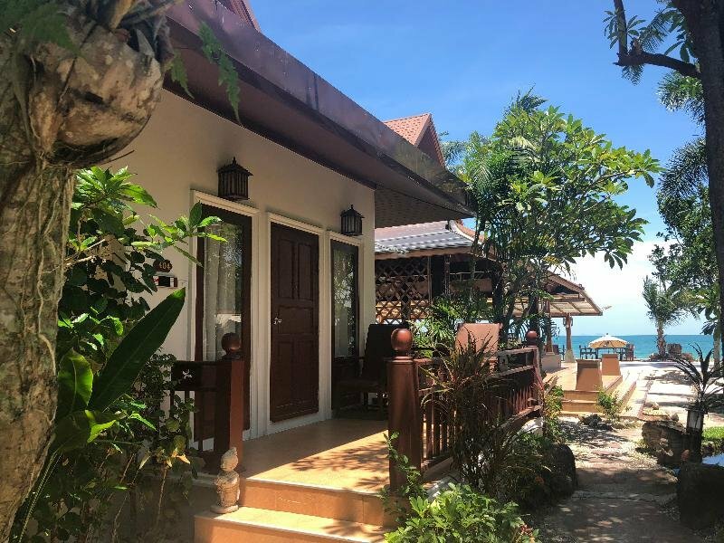Hotel Baan Rim Lay Lipa Noi, Samui, photo