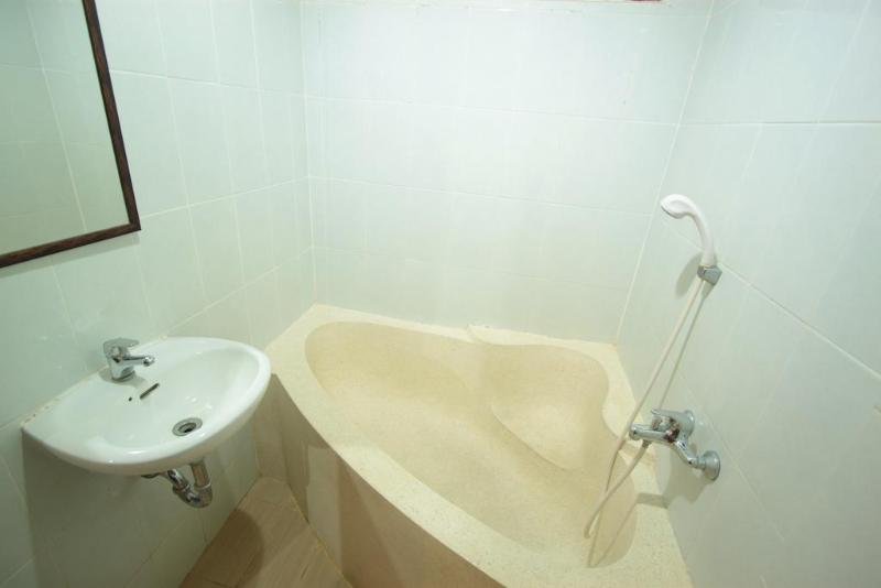 Фото Bakung Sari Hotel