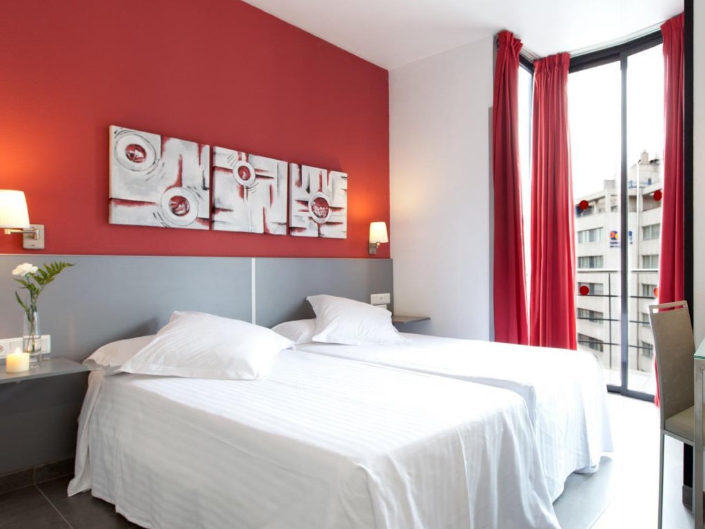 Фото Hotel Medicis