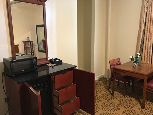 Гостиница Waterbury Motel в Хамдене