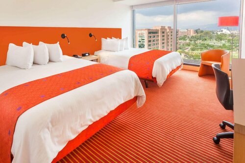 Гостиница Fairfield by Marriott Bogota Embajada в Боготе