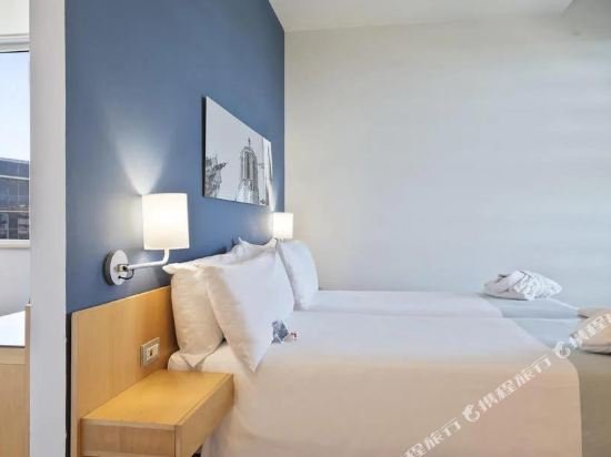 Фото INNSiDE Barcelona Aeropuerto