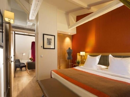 Фото Le Six Paris Hôtel & Spa