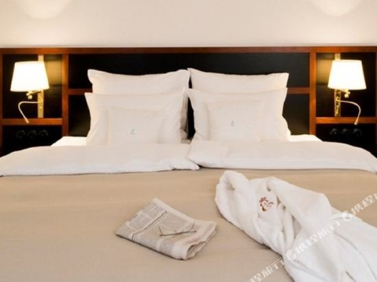 Фото Hotel Restaurant Erbprinz