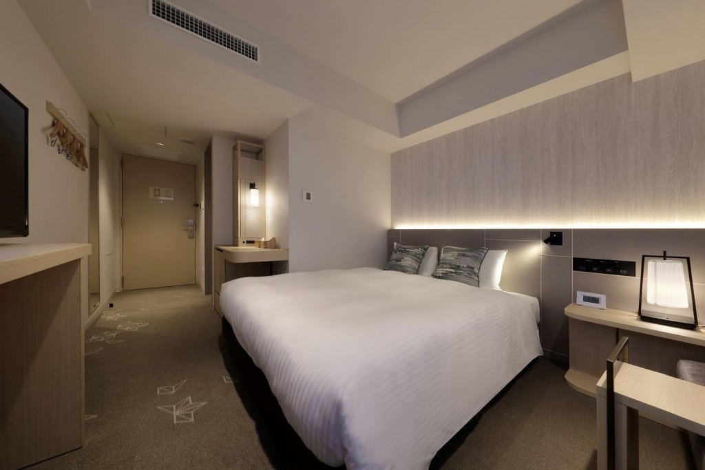 Фото Keio Prelia