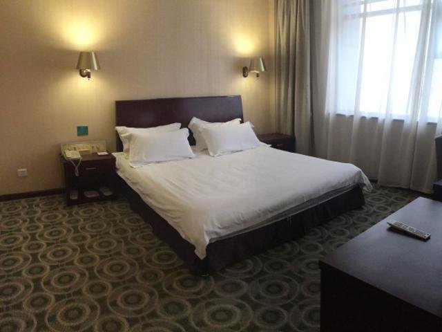 Фото Jinjiang Inn Style Jinan Wuyingshan Road North