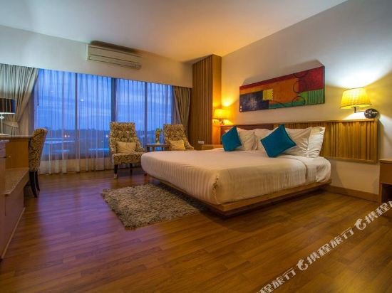 Фото Mamaison hotel