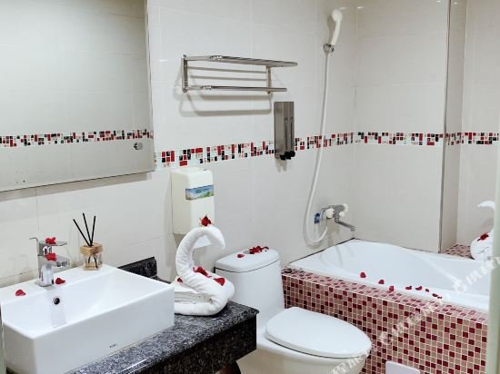 Фото Mucha Hotel