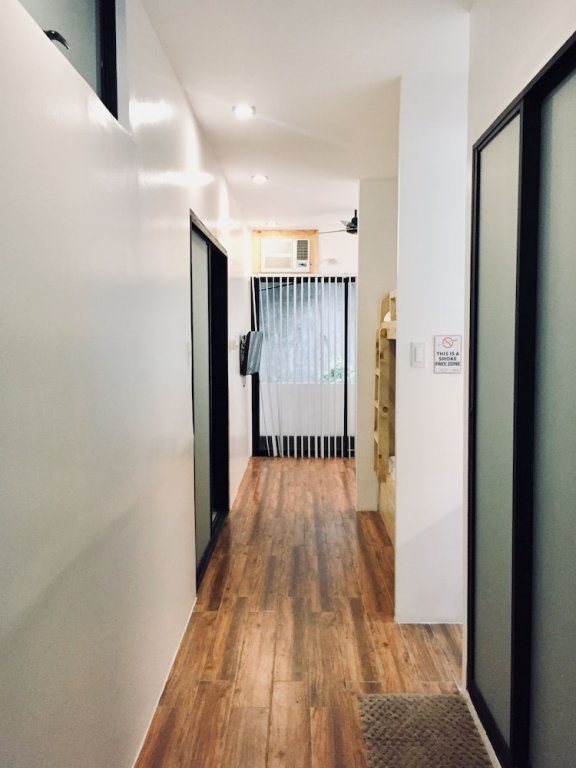 Фото Containers by Eco Hotel Tagaytay