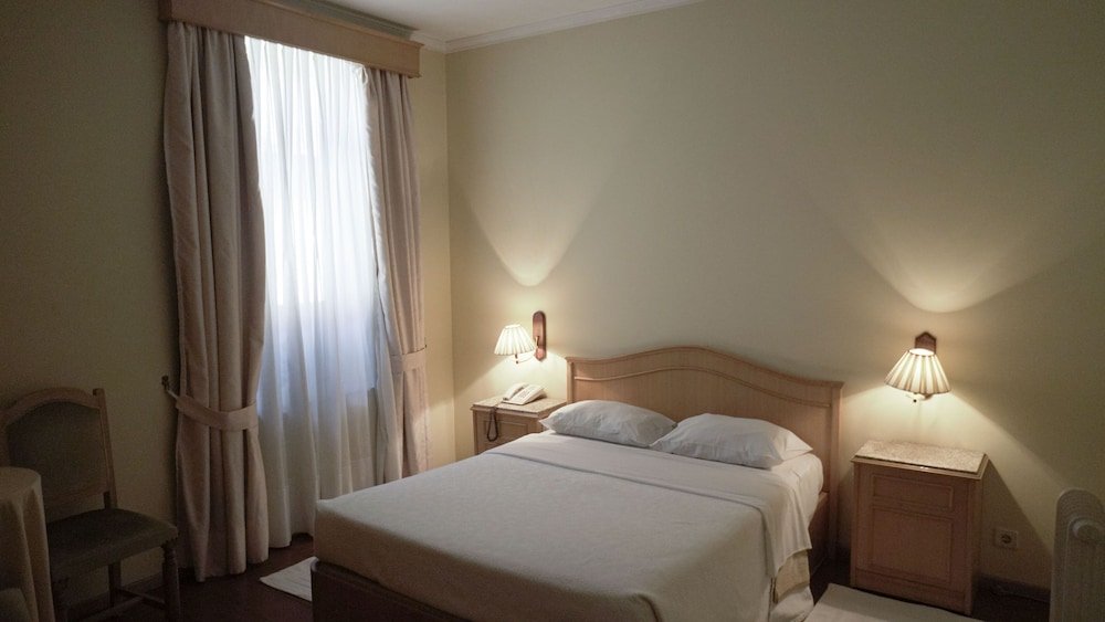 Фото Hotel Residencial Portucalense