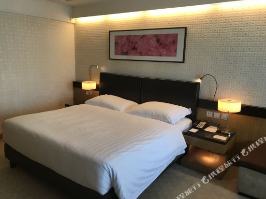 Фото Royal Park Hotel