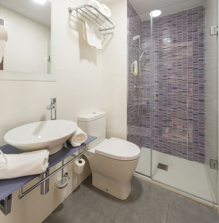 Фото Hotel Playasol Lei Ibiza - Adults Only