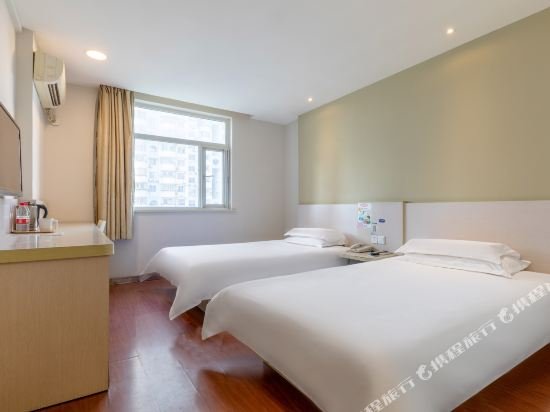 Фото HanTing Hotel Xiamen Wenzao Vientiane City