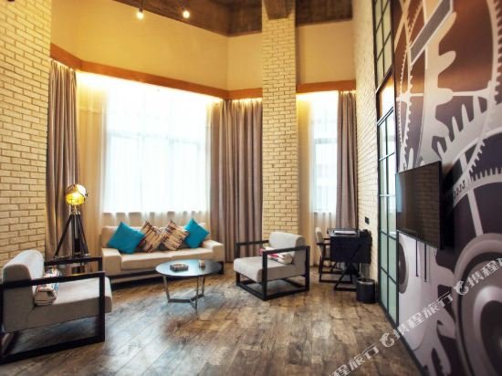 Фото Re Young Loft Hotel