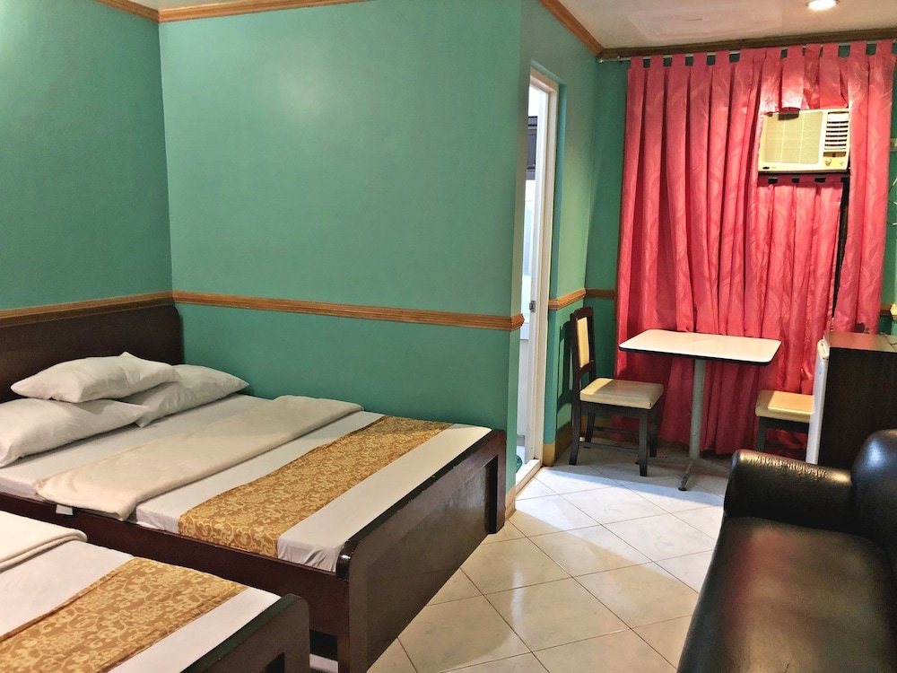 Фото Tabaco Gardenia Hotel