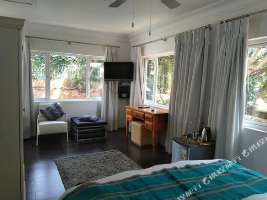 Фото The Grange Guest House