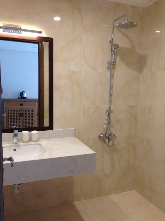 Фото Lenid Hotel