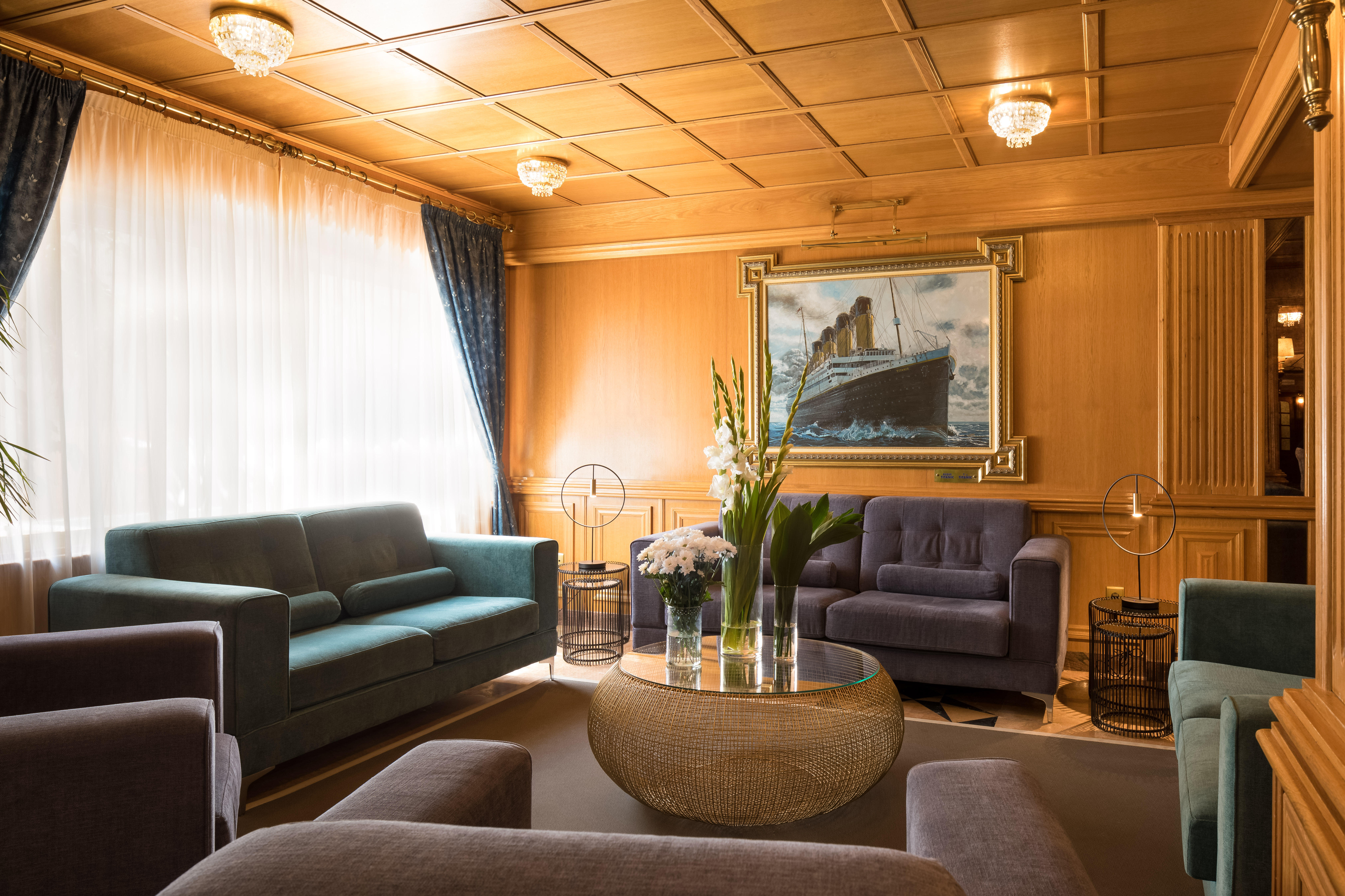 Фото отеля 2