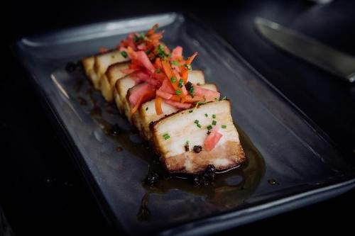 Фото Cyrus Hotel, Topeka, a Tribute Portfolio Hotel